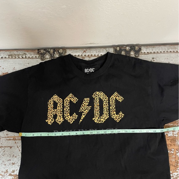 AC/DC Back In Black Crop Tee Shirt - Picture 12 of 14